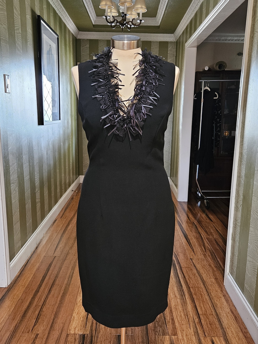 Vintage GAI Mattiolo Black Sleeveless Sheath Dress with ribbon/bead Trim 4/6
